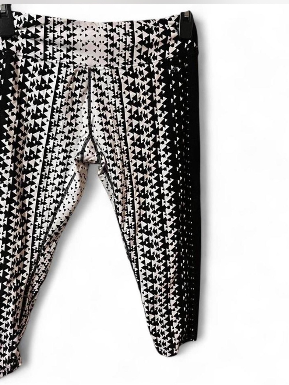 Calvin Klein performance work up pants with Black Triangle Motif. 
Sz Lg